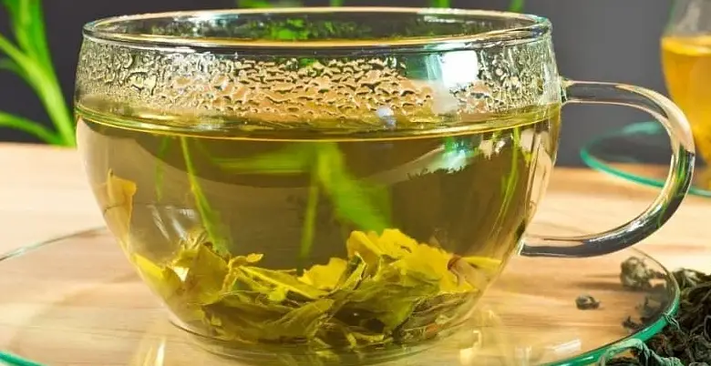 green tea pine ke fayede